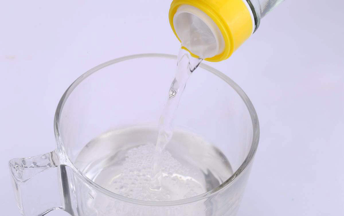 衣服上的铁锈油渍怎么去除小窍门,衣服上的铁锈怎么去除小窍门