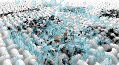 白T恤被淋上油渍，不用怕，试试这片应急衣物去渍纸
