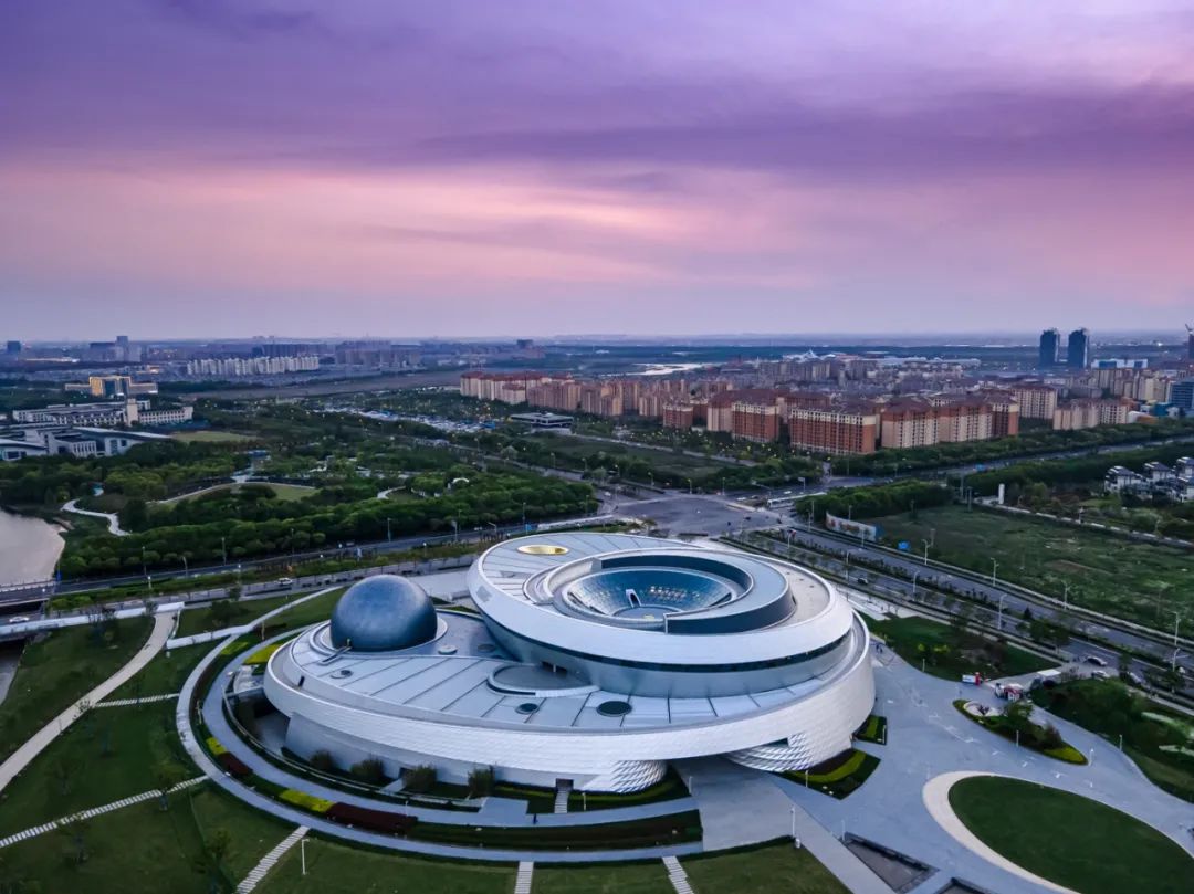 上海天文博物馆球形建筑,上海地标建筑多少层