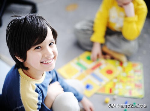 任性调皮的孩子怎样管教,孩子耍无赖家长教育没效果怎么办