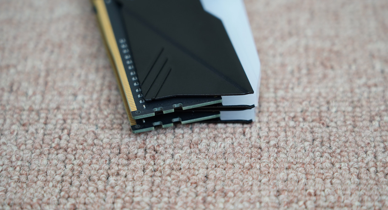 等等*党**的告捷？用5700G打造的暗黑二重制版ITX主机分享