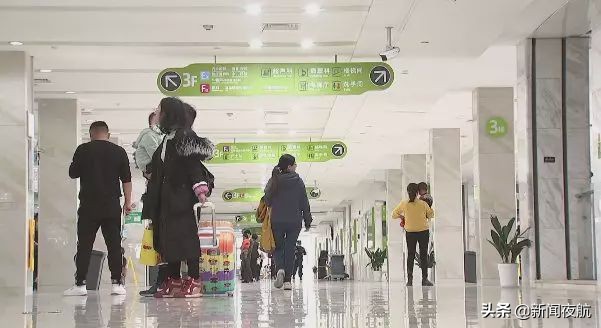 小女孩*体下**塞入异物流血不止！隔了几天走路都不对劲了