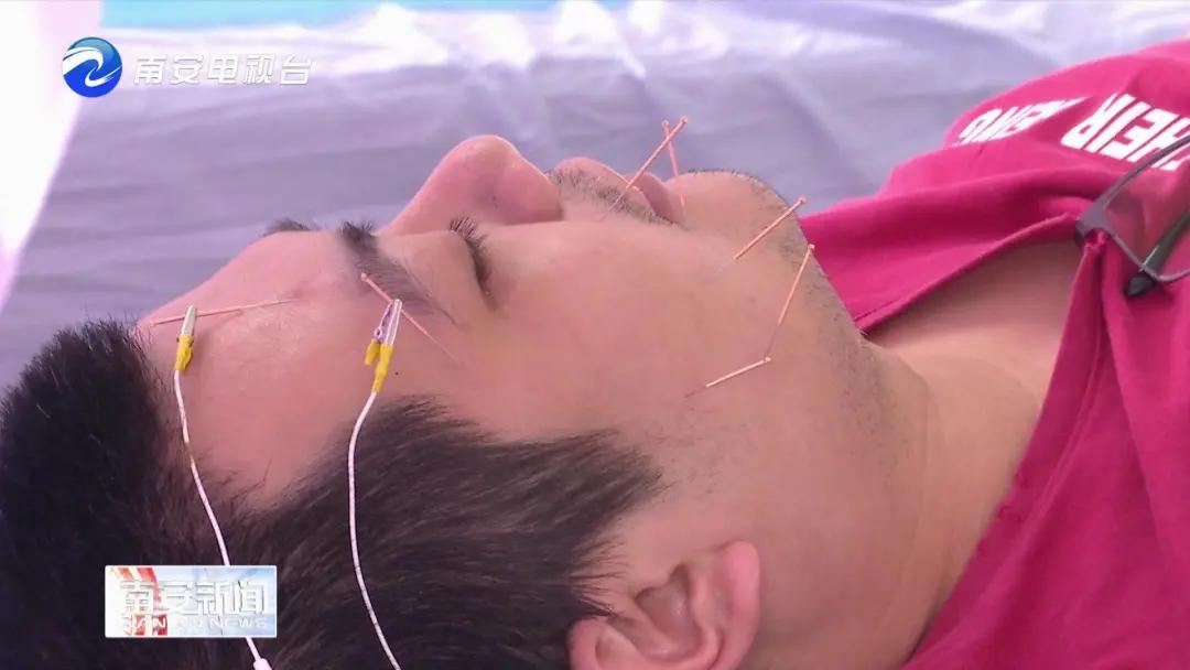 南安人关注了，有人因贪凉得面瘫