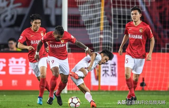 国足中乙鱼腩阵容,没救了前面一句