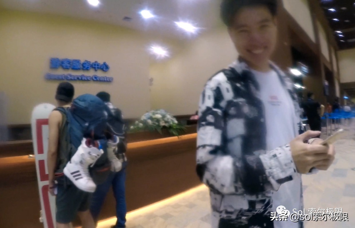 融创雪世界广州能滑多久,融创雪世界广州攻略视频