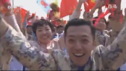 吴京邓超同台,吴京李晨胡军走红毯