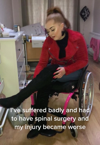 美国16岁女孩被推下20米高桥,英国女孩18岁被朋友杀害