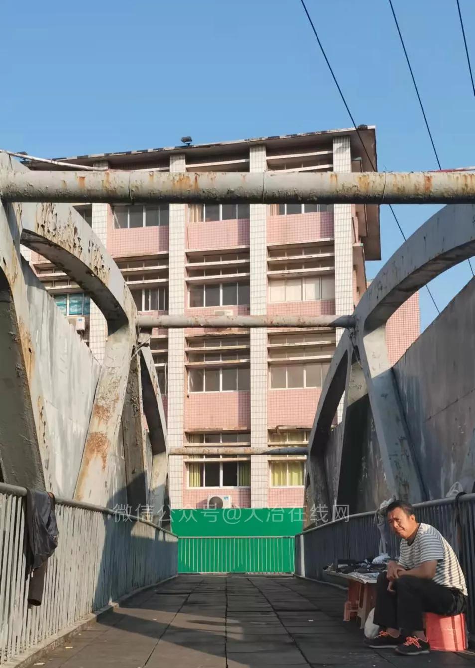 你每天走在大冶街头，竟然不知道这些移动小摊贩？