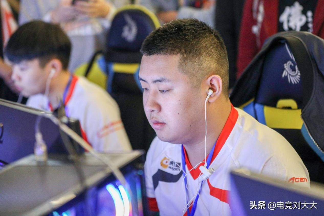 cf2019年狙神70kg复出,cf比赛高燃时刻70kg