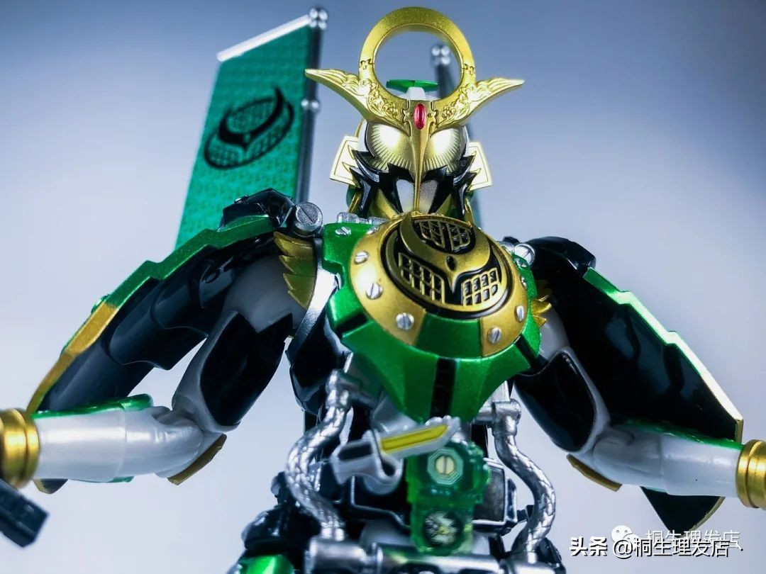 万代shf假面骑士斩月,假面骑士斩月胜吼形态shf