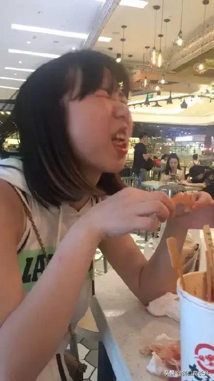 被男朋友偷拍自己的照片,发现男朋友偷拍我照片