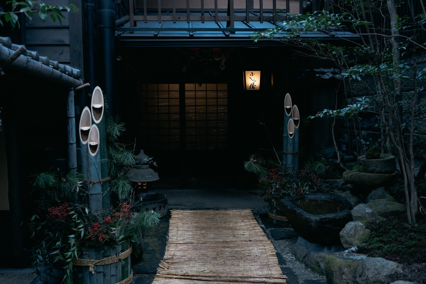 日本往返中国的机票价格,去日本旅游往返机票多少钱