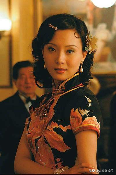 穿旗袍最美的十大女明星,这10名女星的古装又美又灵