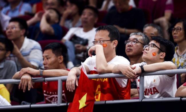 男篮广州vs同曦,广州男篮对北控男篮比赛