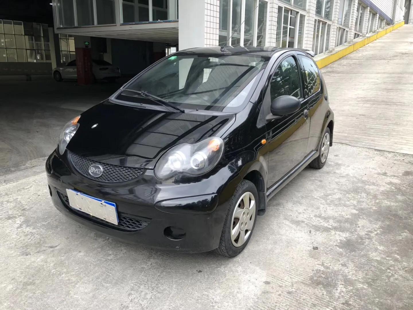 15年3月比亚迪F0手动1.0无钥匙进入一键启动代步神车