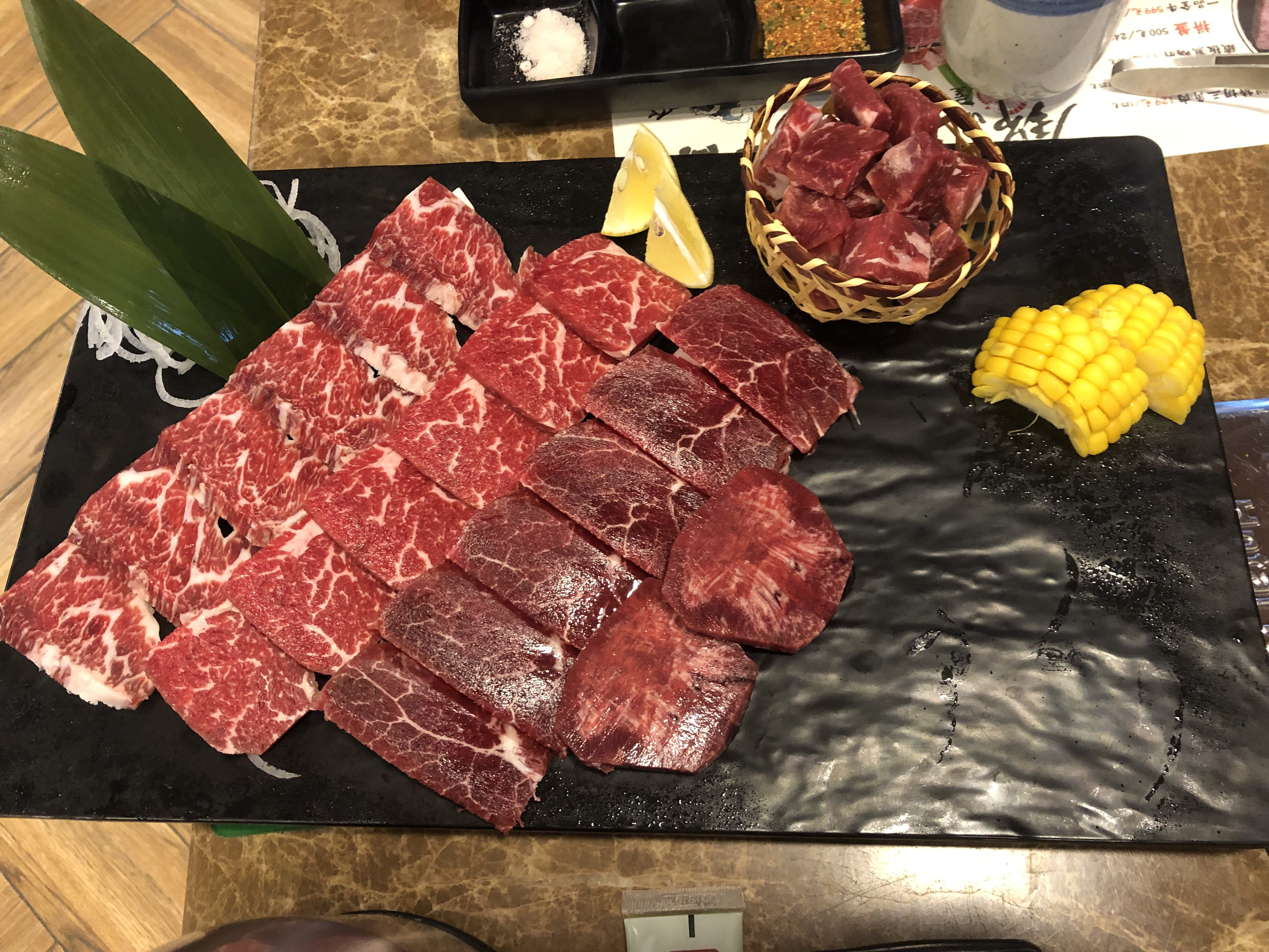 韩国一斤牛肉1000块钱,韩国牛肉一斤是多少人民币