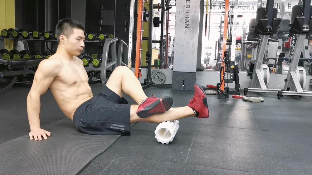 单腿深蹲入门教程,单腿深蹲的正确训练方法