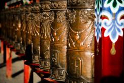 香格里拉最大的转经筒讲解,拉萨超级大的转经筒在哪