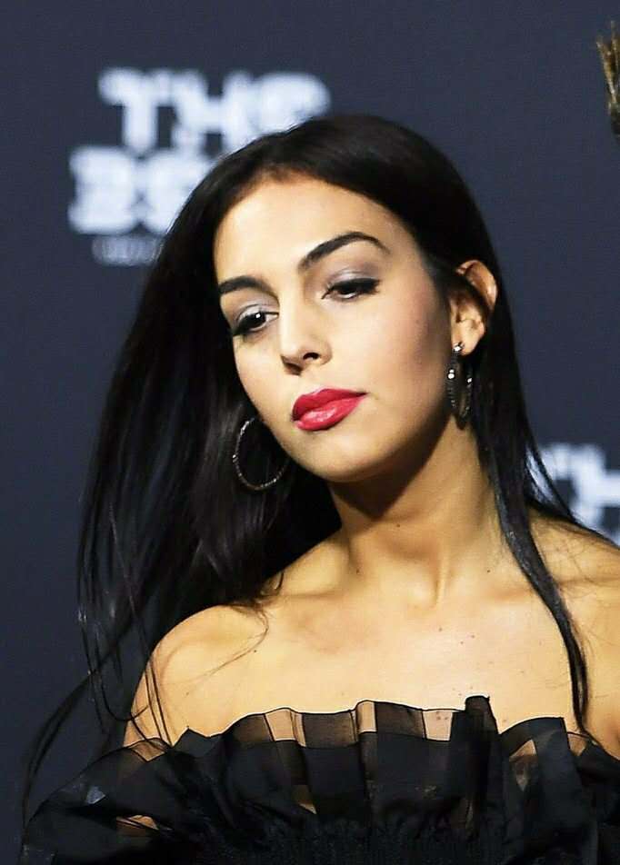 c罗携女友度假,c罗携女友出海