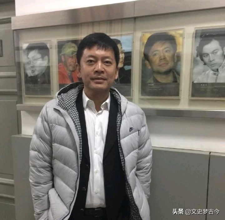 剧版《大决战》选角不讲究？何政军演罗荣桓，演出了赵刚的感觉