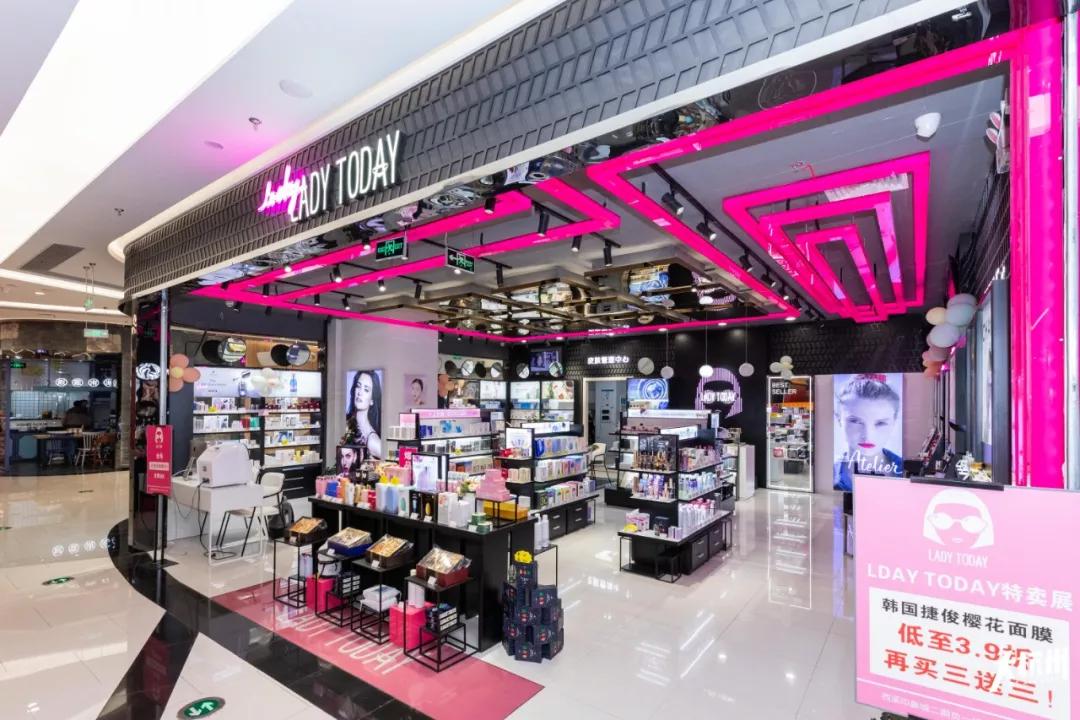 在杭州遇见紫禁城！宫灯前祈福、畅音阁迎新！来这里过故宫中国节