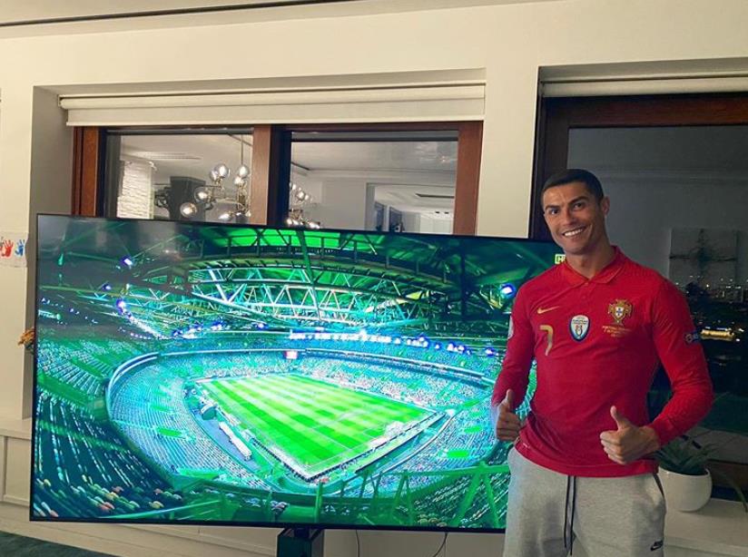 c罗确诊新冠后首次露面,c罗疫情隔离期