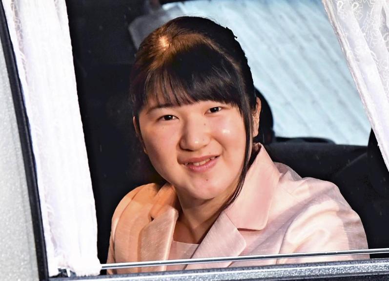 雅子成为太子妃不容易，因身高超过1米62，所以被日本皇室嫌弃