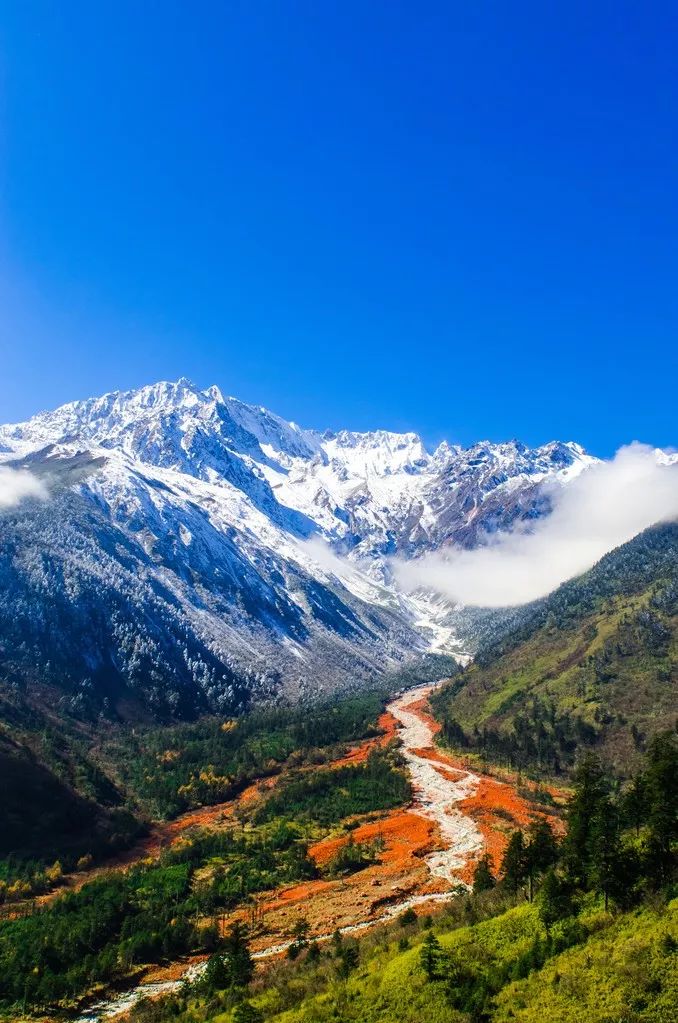 有生之年一定要去四川吗,年轻时不能去四川吗