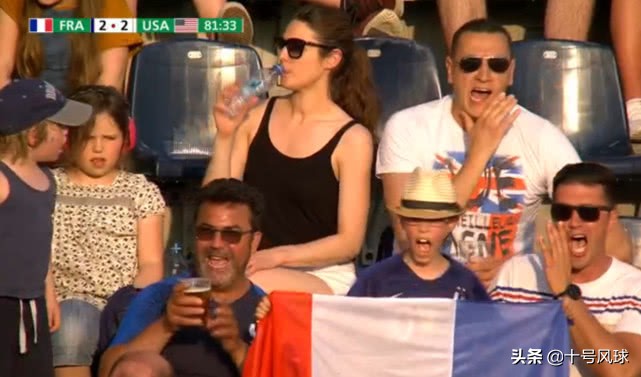 世青赛中国男足2-2法国,国青2-0法国