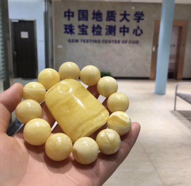 如何一秒钟快速区分真假蜜蜡,一分钟快速辨别蜜蜡真假