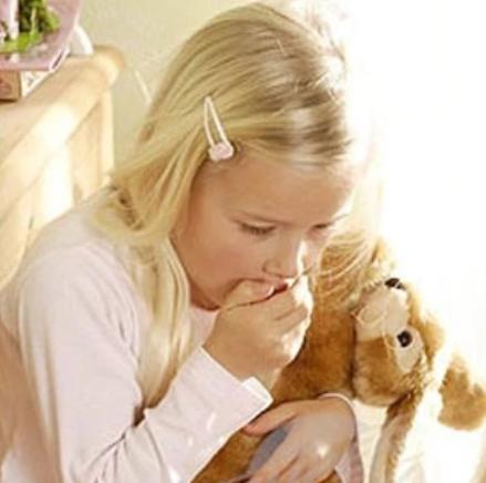 孩子没感冒突然咳嗽,9个月宝宝不感冒不咳嗽突然发烧