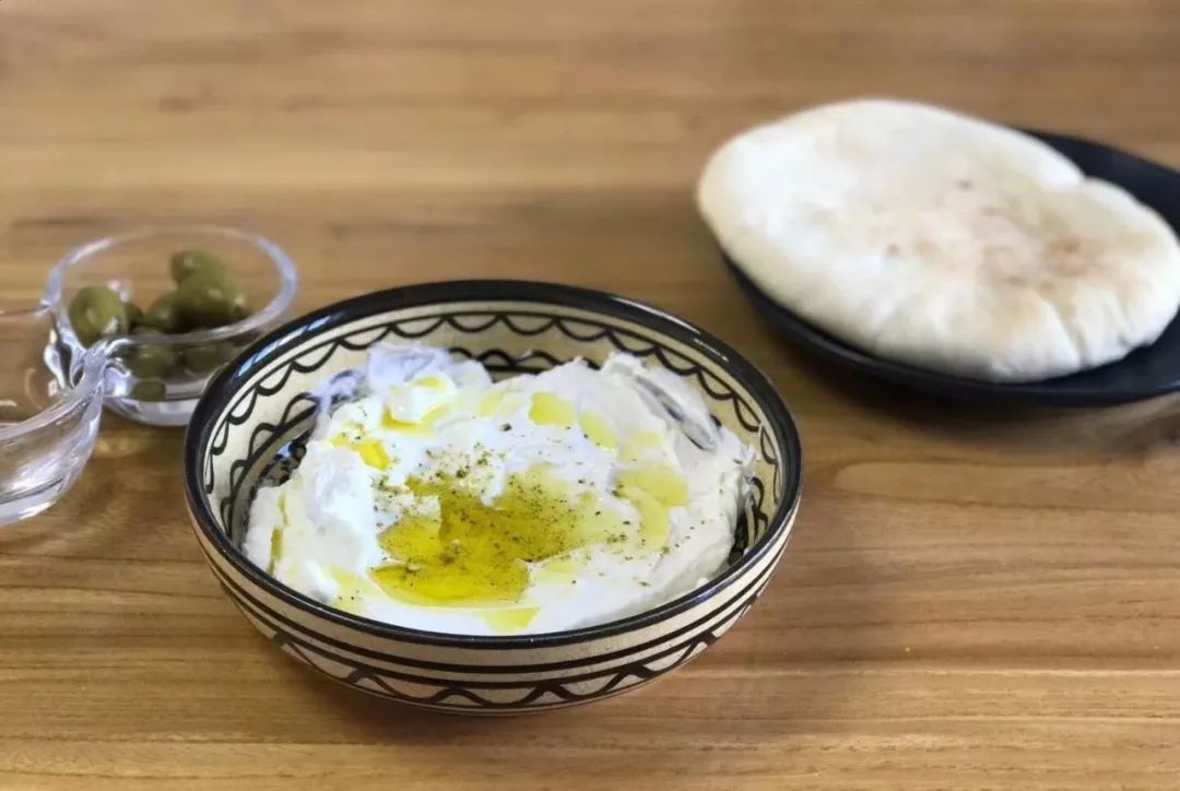 五旬节，学做以色列酸奶酪