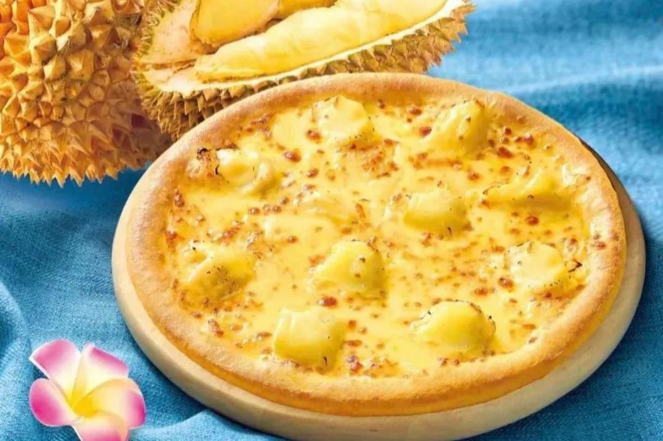 比萨买1送1，就3天，30min送到家，奥利给