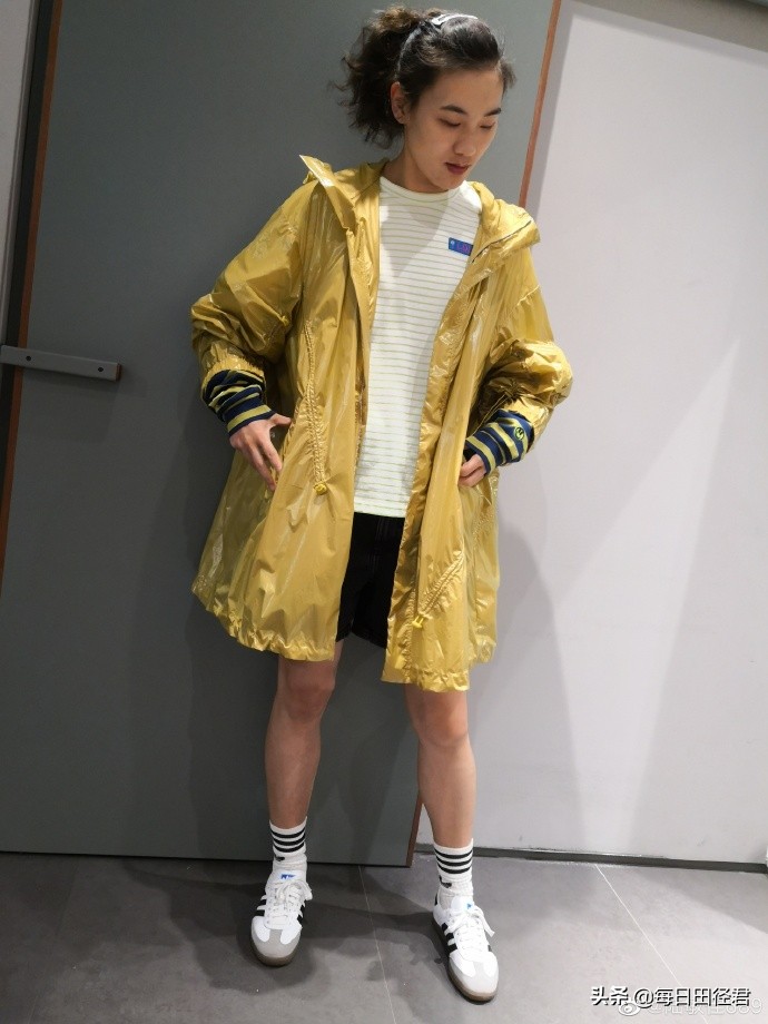 谢震业受伤针灸,谢震业及其女友