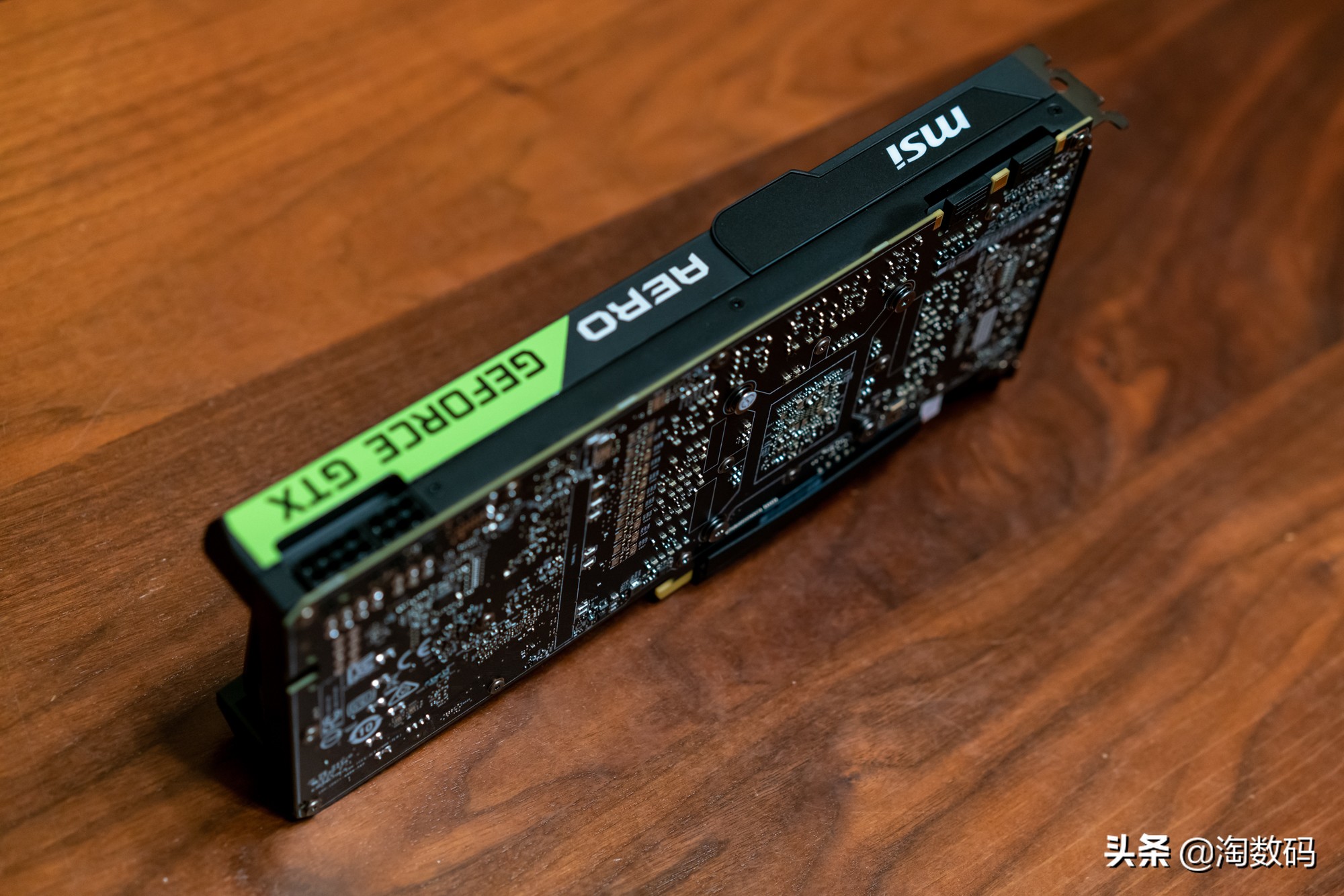 微星1080ti11gaero,微星1080aero显卡测评