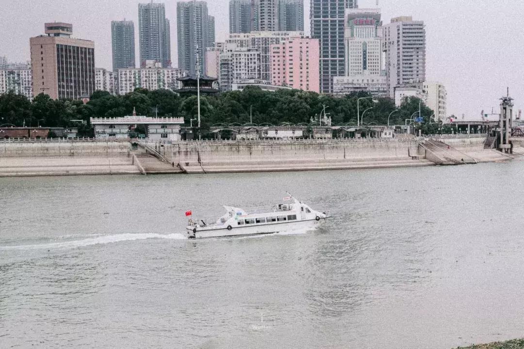 今年夏天在武汉必做的十件事,武汉新春过年坐地铁打卡攻略