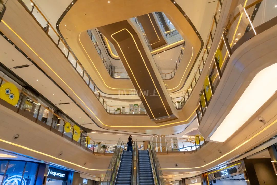 暴走重庆成都,重庆三大核心商圈