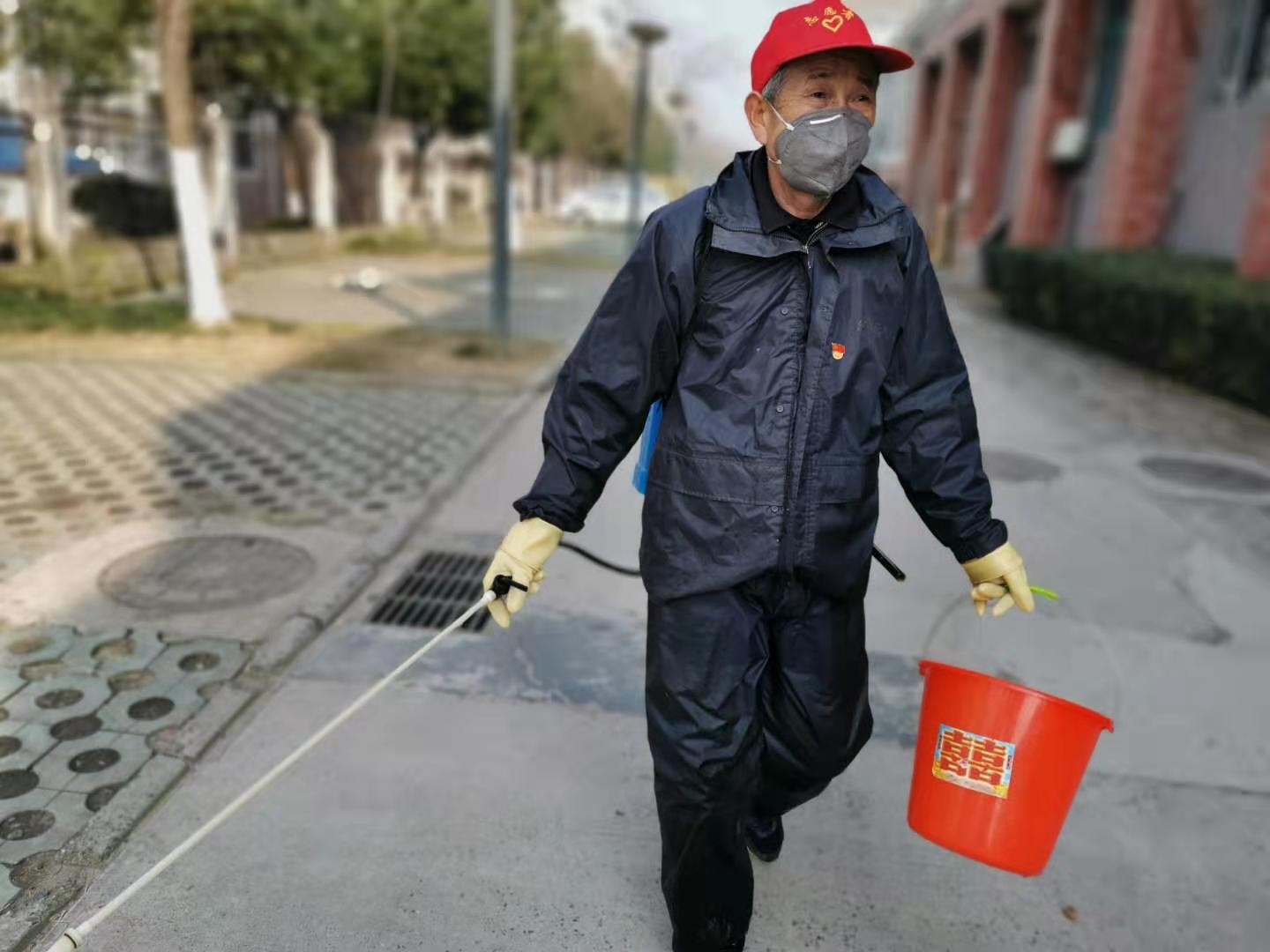 抗疫路上守护万家灯火,抗疫路上永不停歇