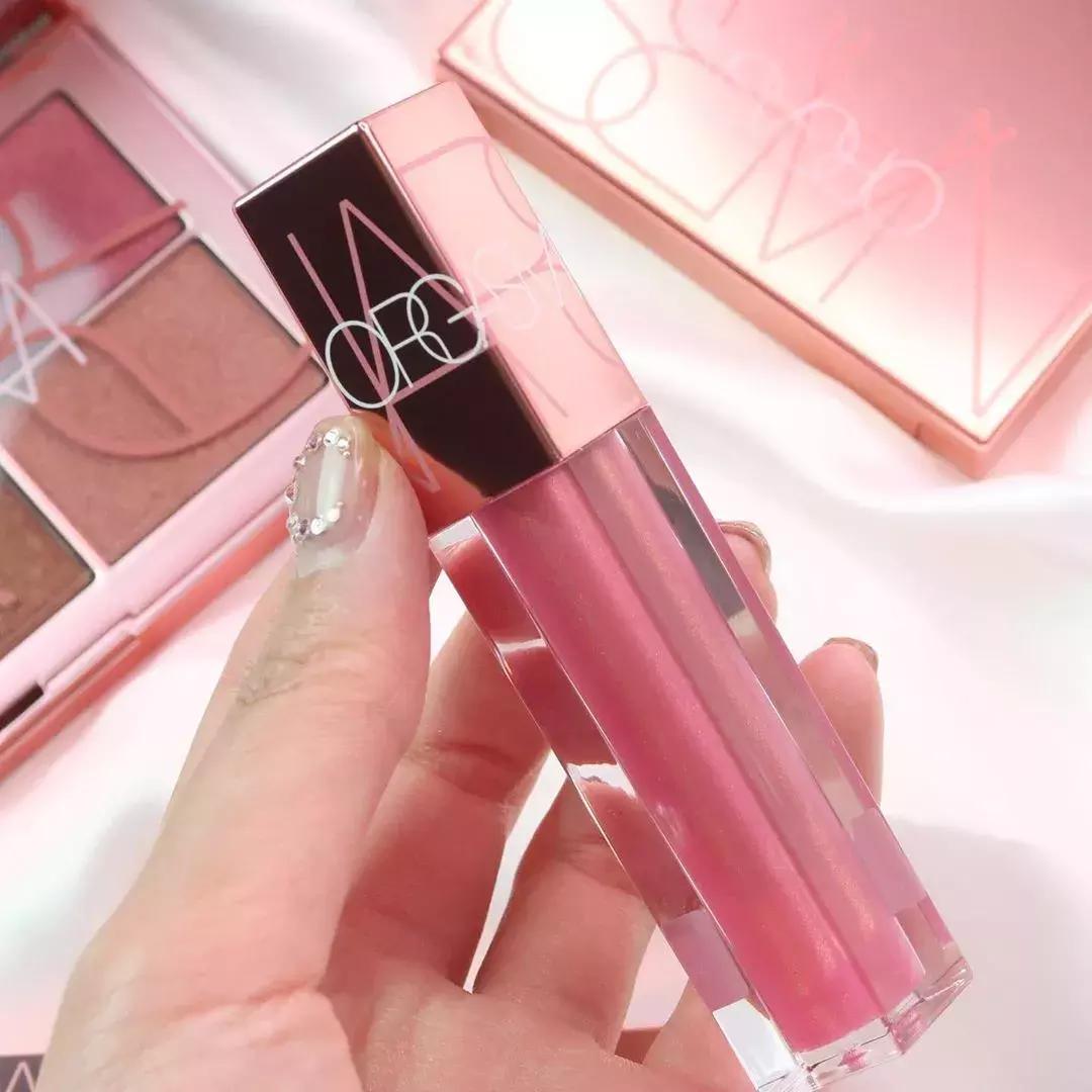 夏天大牌彩妆推荐哪款好用,这个夏天你不可错过的彩妆