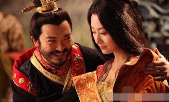 妃子侍寝来了“例假”，无法伺候皇上怎么办？2个办法得以解决