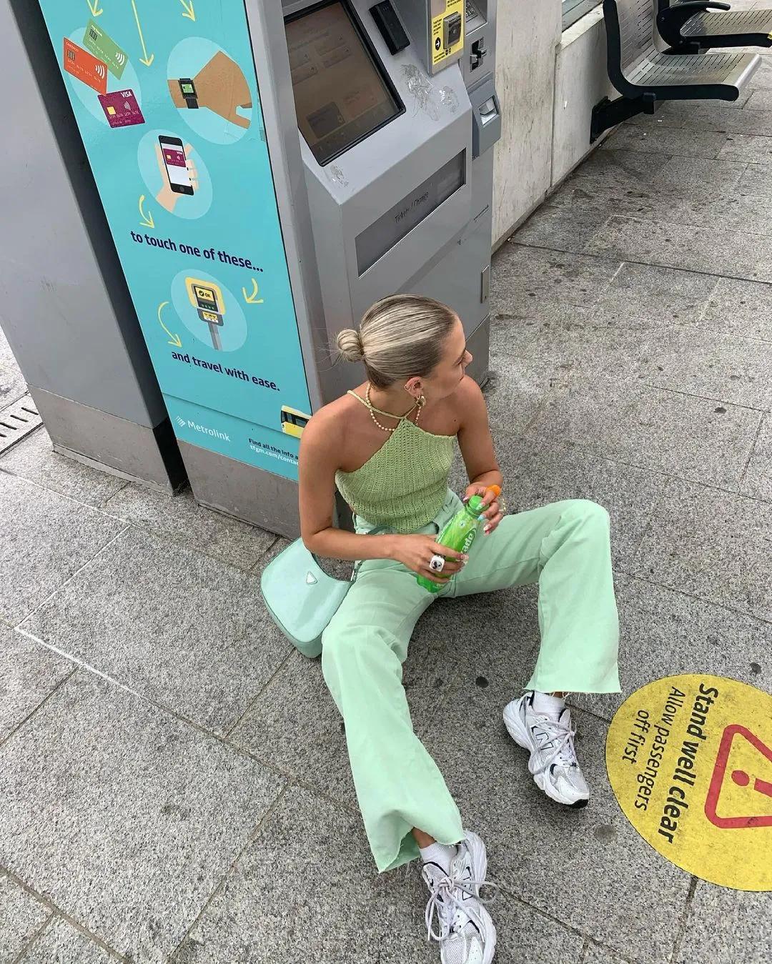 中国的肚兜中国风,国外流行中国肚兜