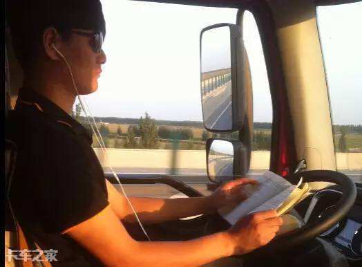 这几年卡车司机真的能挣到钱吗,不同年代的卡车司机待遇