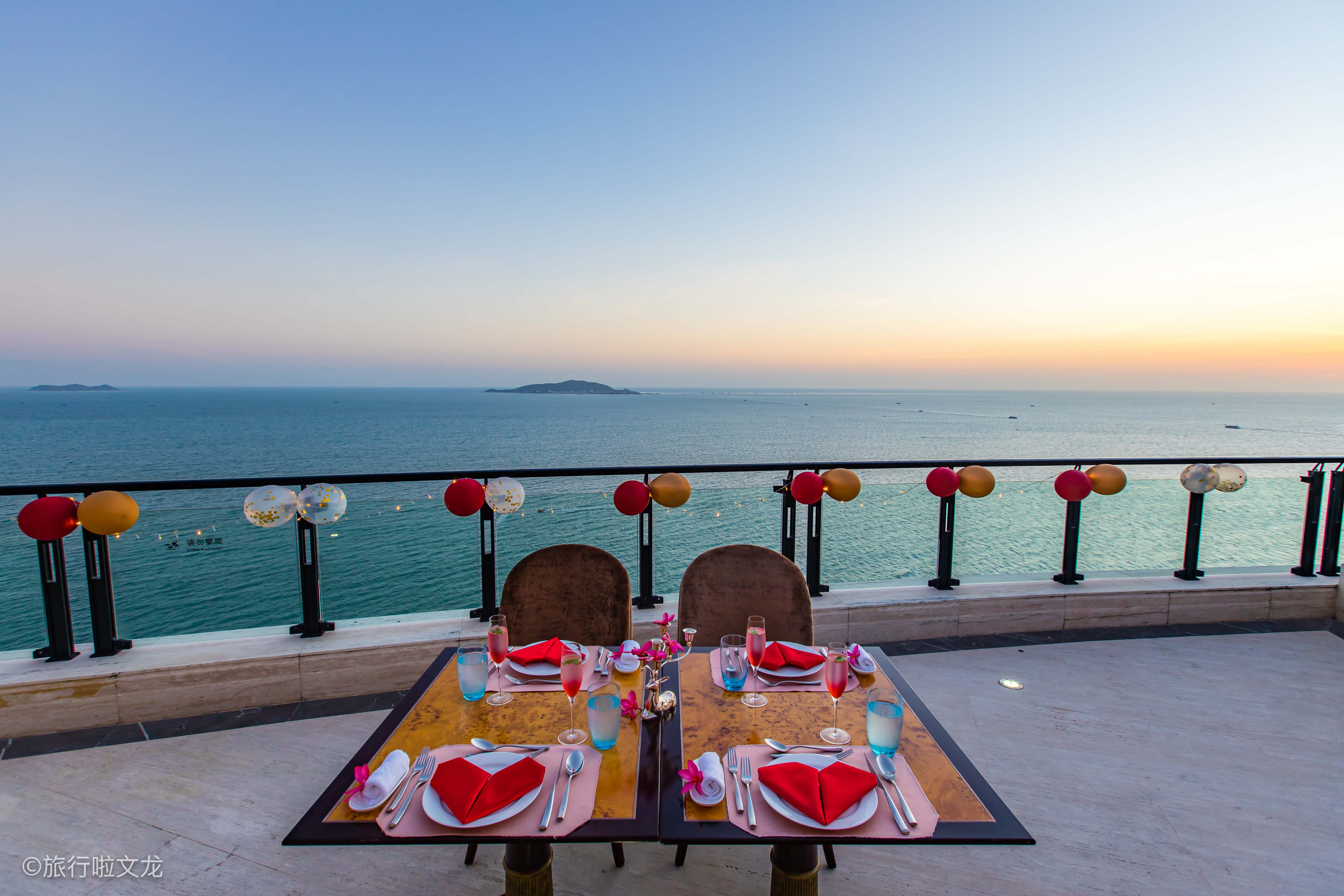 三亚离沙滩只有十米的酒店,三亚最值得推荐的三个酒店