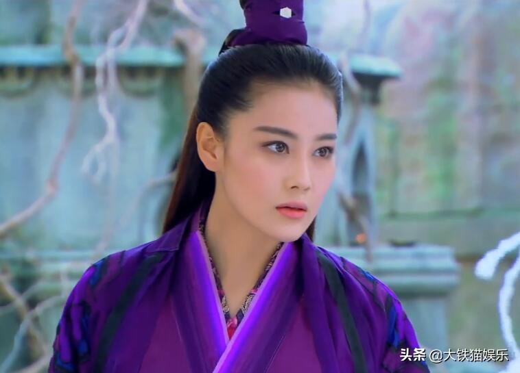 这4位女星太难了！被一位女配艳压不算啥，个个女配都吊打才尴尬