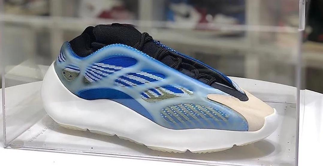 yeezy700v3黑武士真假对比,yeezy700v3黑色真假细节对比