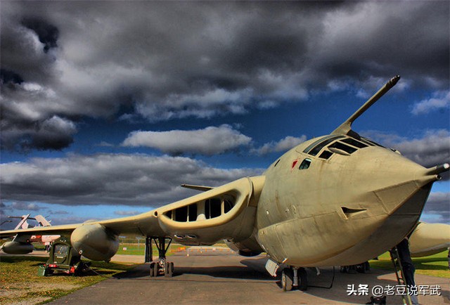 英国告捷者三角翼轰炸机,英国的3v轰炸机