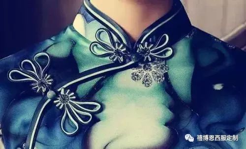 中国女孩儿穿旗袍妙不可言,旗袍所拥有的东方韵味