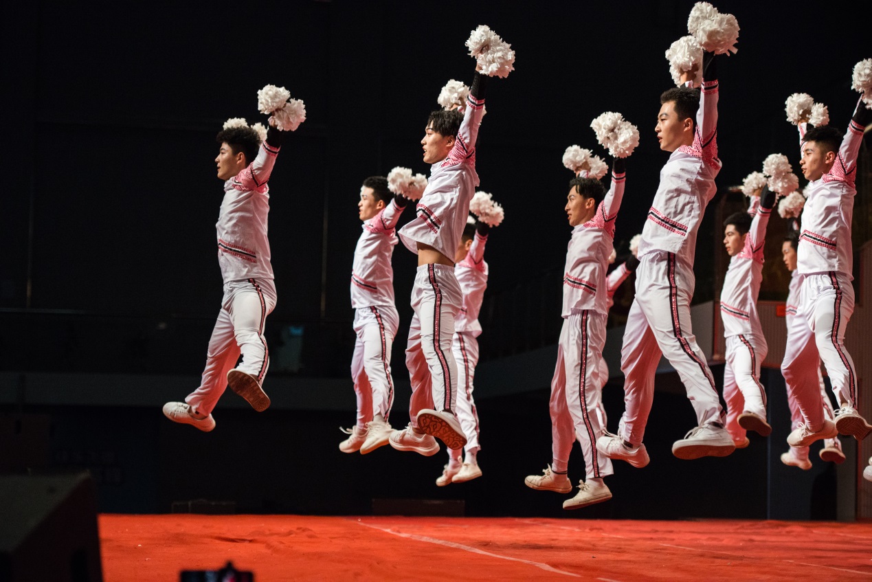 欣赏舞蹈的美,优秀啦啦操