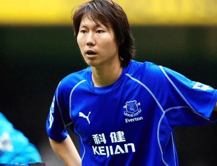 国足输球谁来负责,国足输球后笑着离场