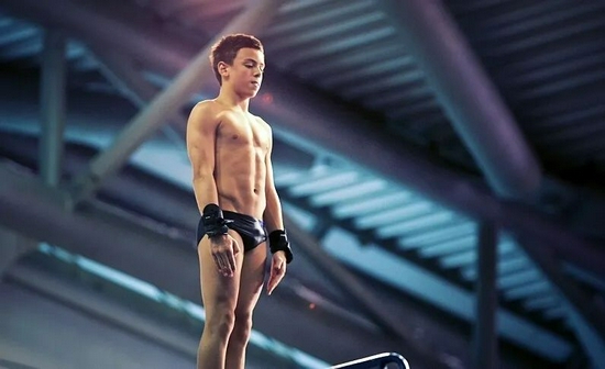 戴利跳水前后对比,比郭晶晶还强的人